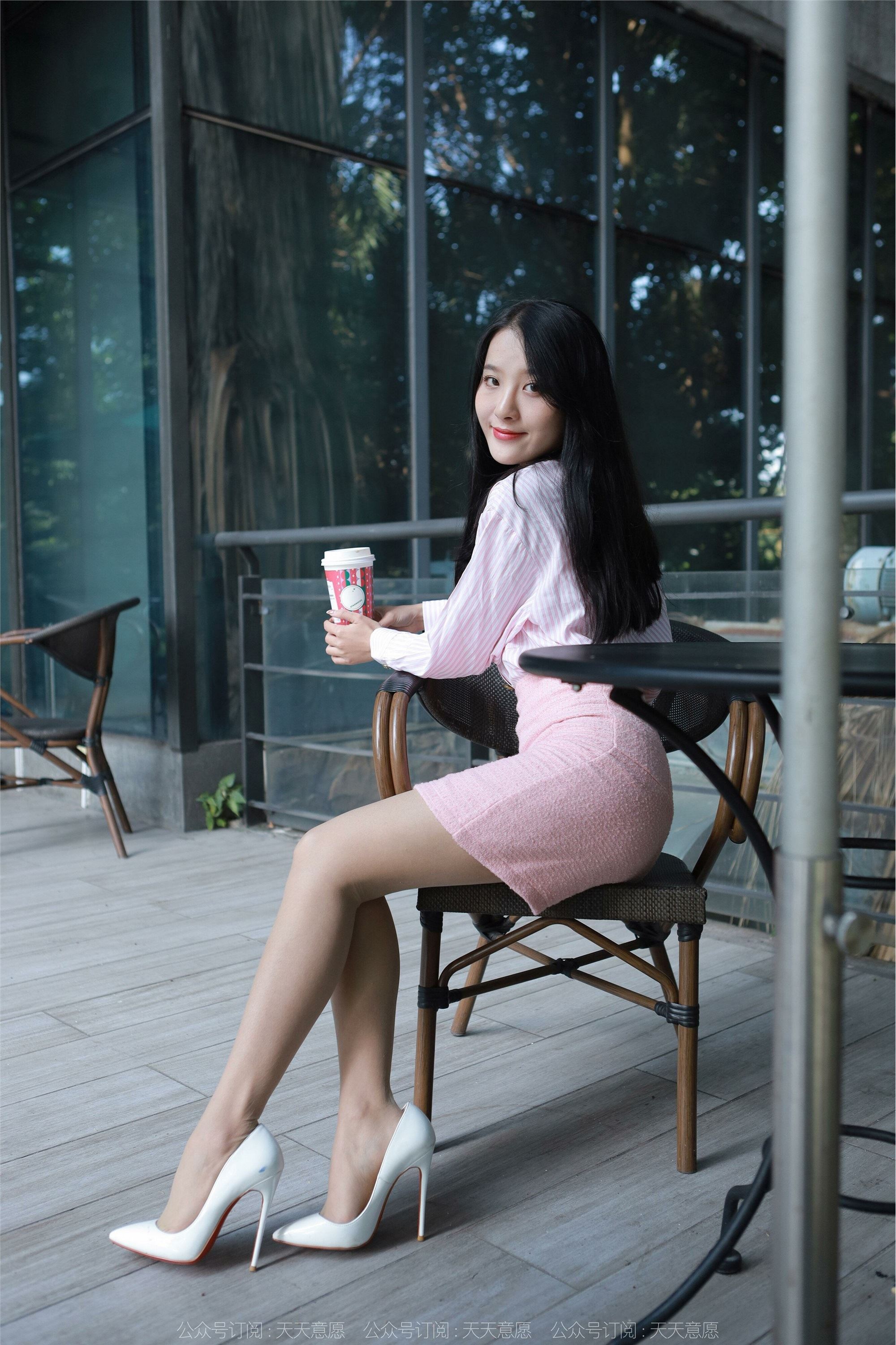 IESS异思趣向  2022.03.08 丝享家1022：婉萍《粉嫩的下午茶》